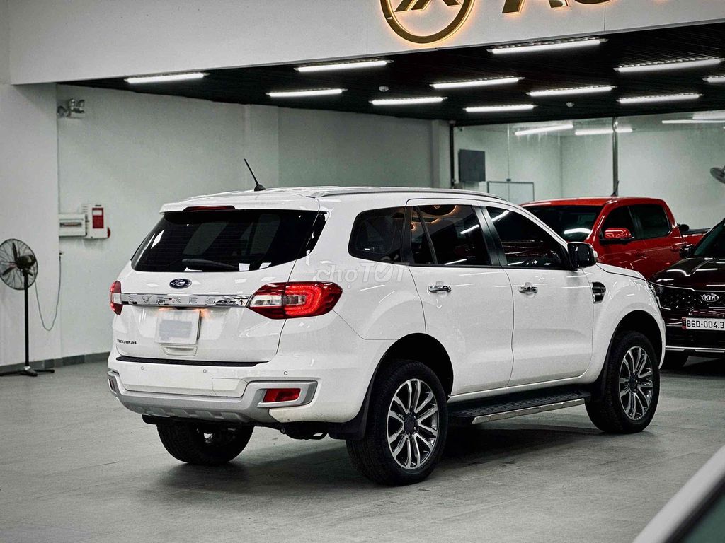Ford Everest 2021 - ảnh 3