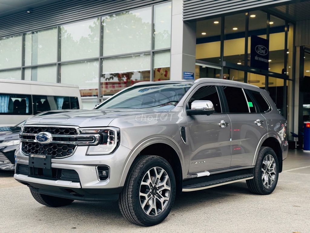 Ford 2025 - ảnh 1
