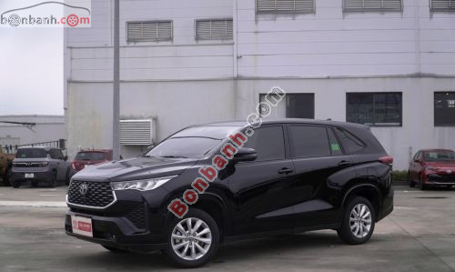 Toyota Innova Cross 2.0V CVT 2025 - ảnh 3