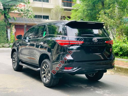 Toyota Fortuner Legender 2.4L 4x2 AT 2022 - ảnh 5