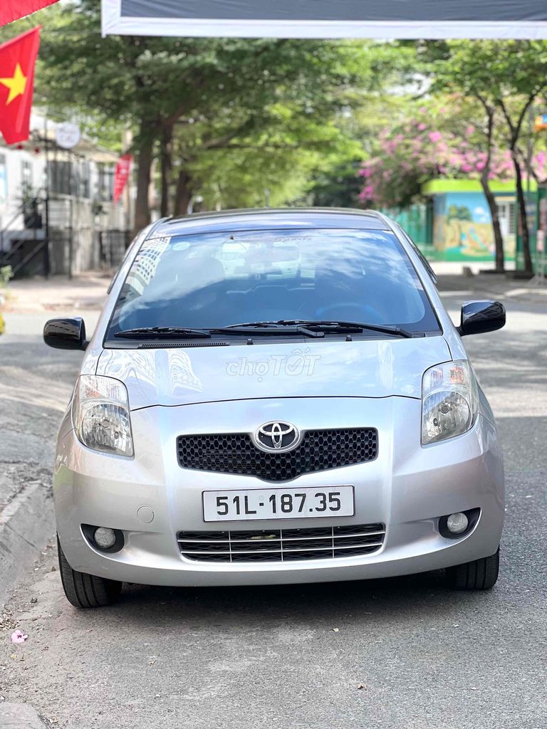 Toyota Yaris 2007 - ảnh 2