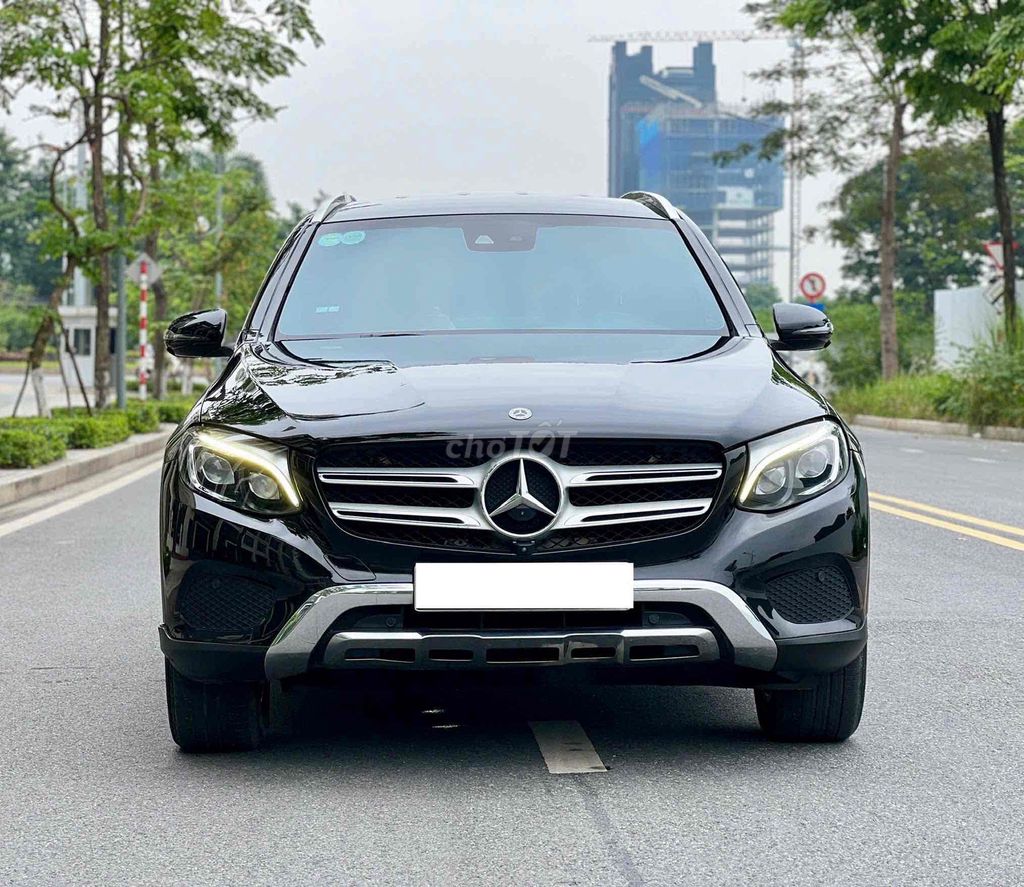 Mercedes-Benz 2017 - ảnh 1