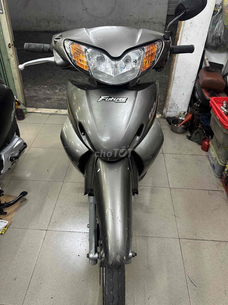 Honda 2000 - ảnh 1