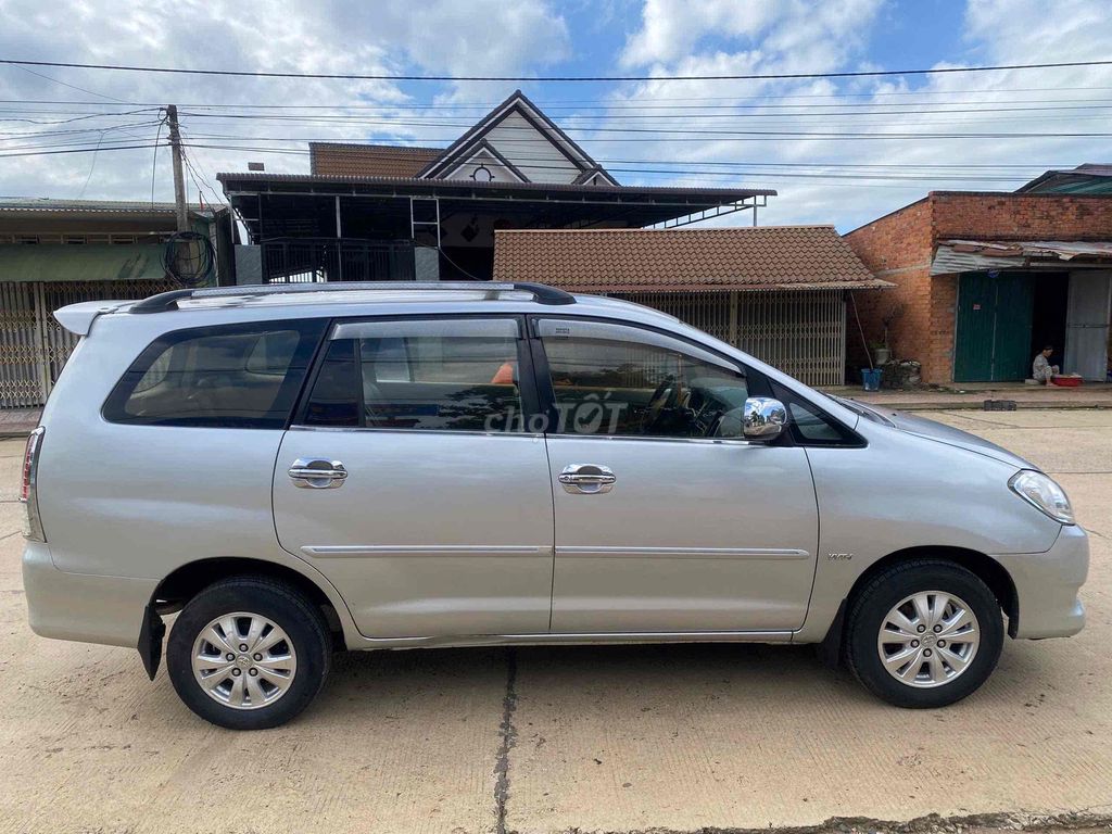 Toyota Innova G 2009 - ảnh 2