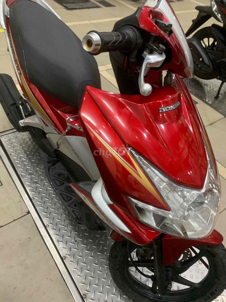 Honda Air Blade 2010 - ảnh 2