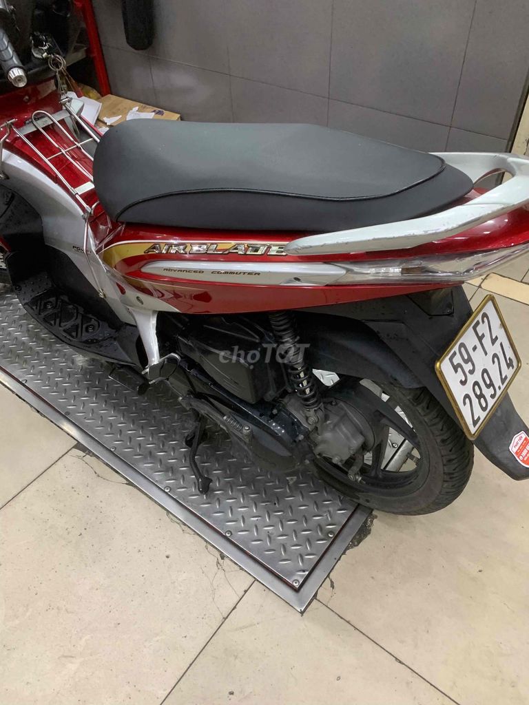 Honda Air Blade 2010 - ảnh 3