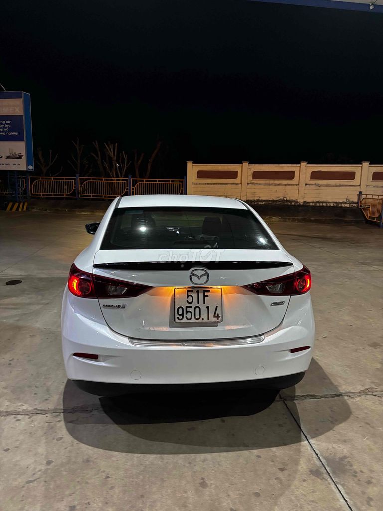 Mazda 3 - ảnh 4