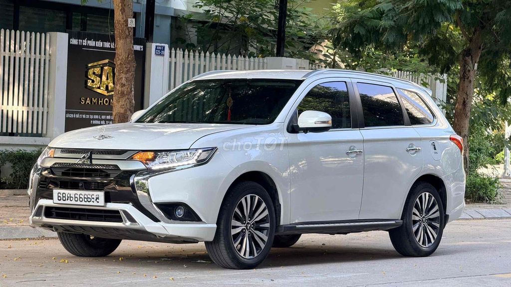 Mazda 3 2024 - ảnh 2