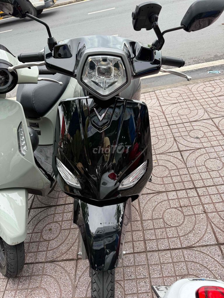 VinFast 2025 - ảnh 1