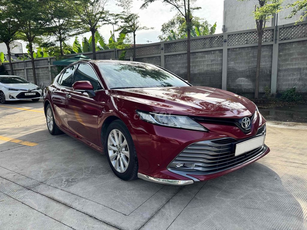 Toyota Camry 2.0G 2020 - ảnh 2