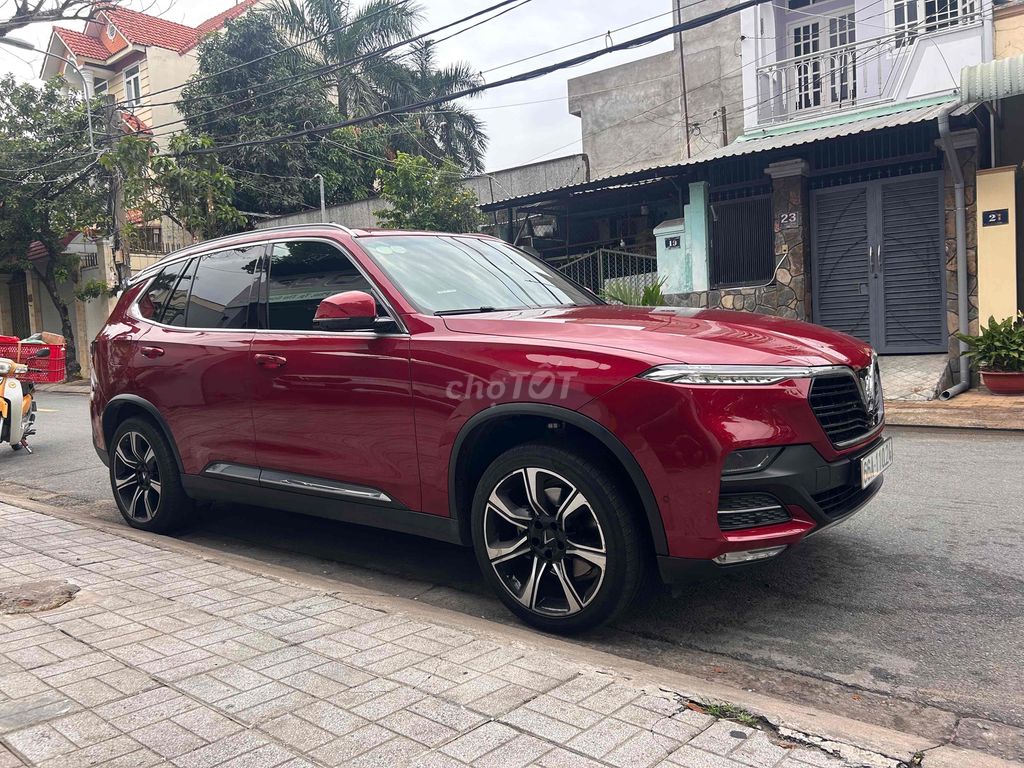 VinFast Lux SA2.0 2019 - ảnh 3