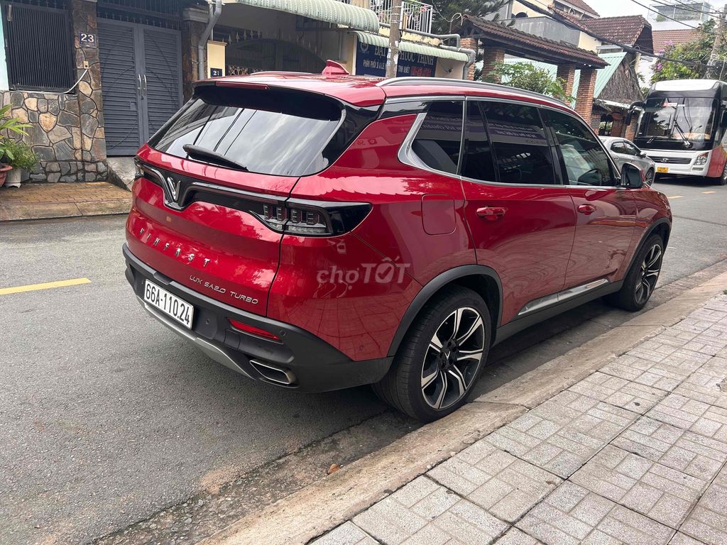 VinFast Lux SA2.0 2019 - ảnh 4