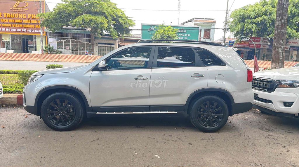 Kia Sorento 2015 - ảnh 1