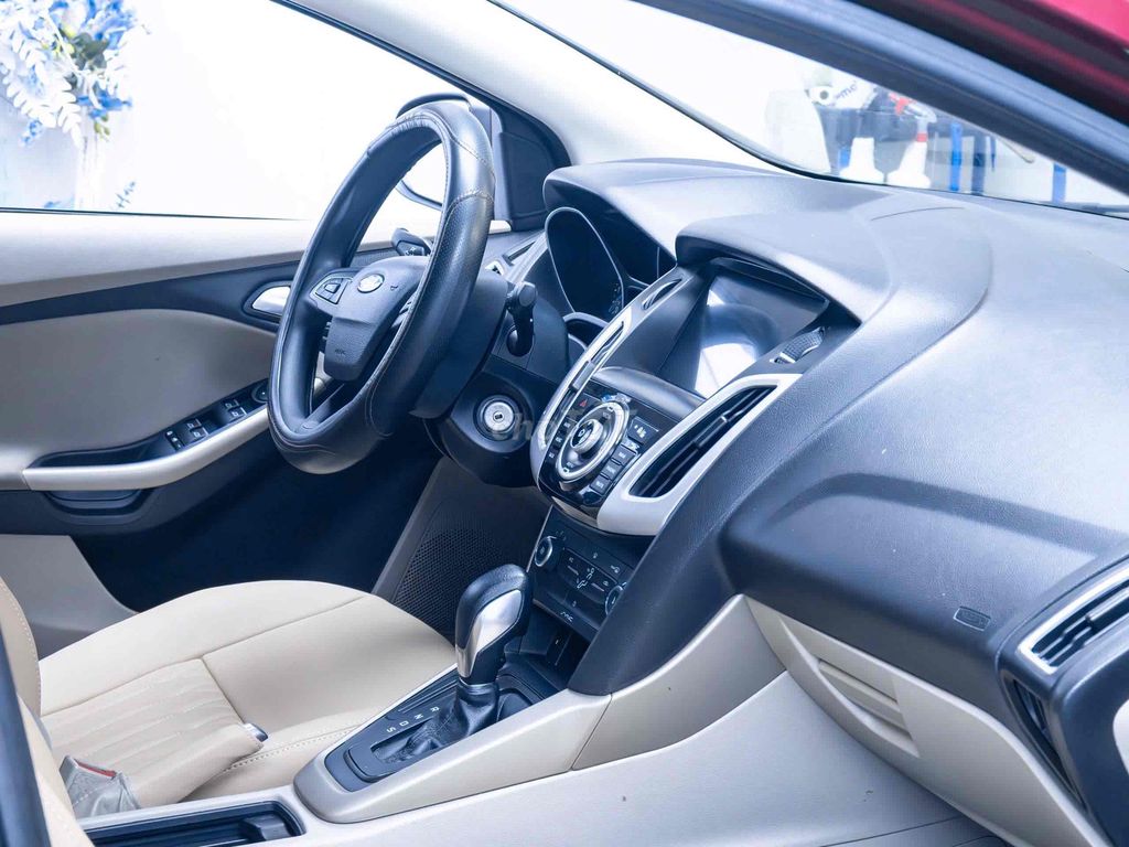 Ford Focus 2019 - ảnh 4