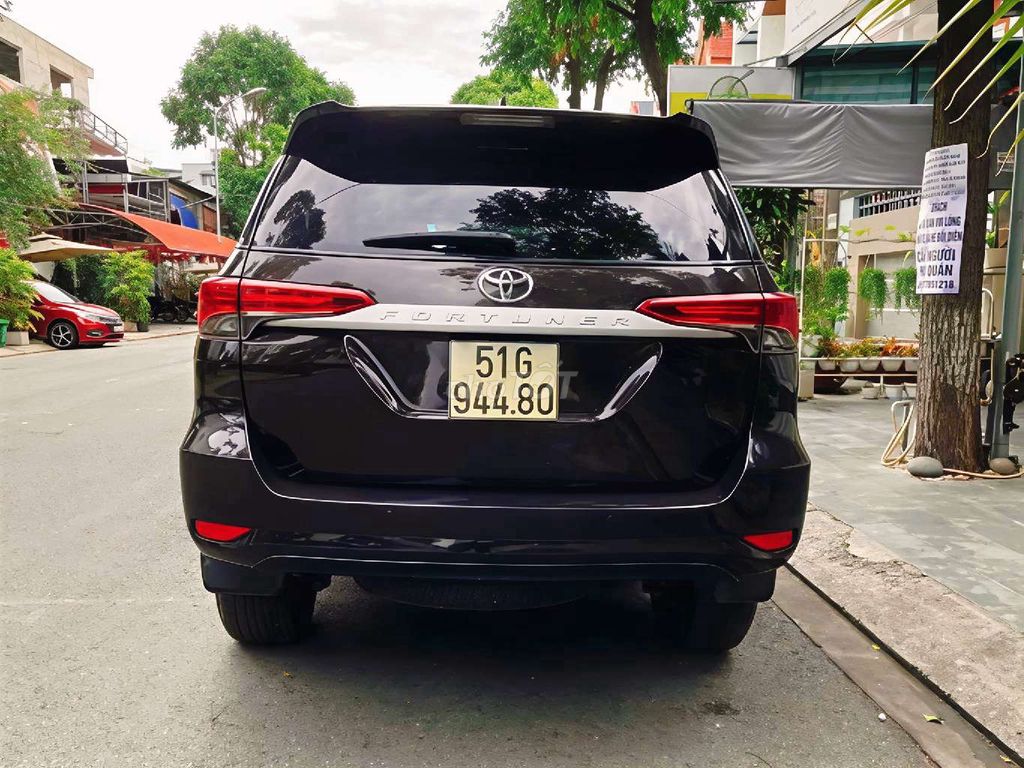 Toyota Fortuner 2019 - ảnh 2