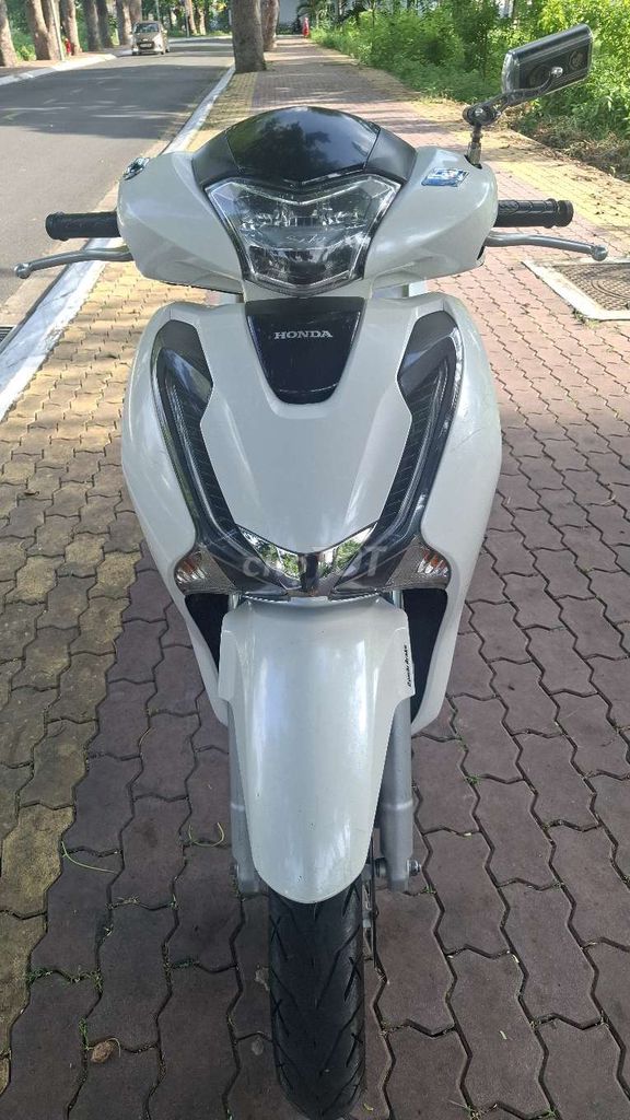 Honda SH 2018 - ảnh 1