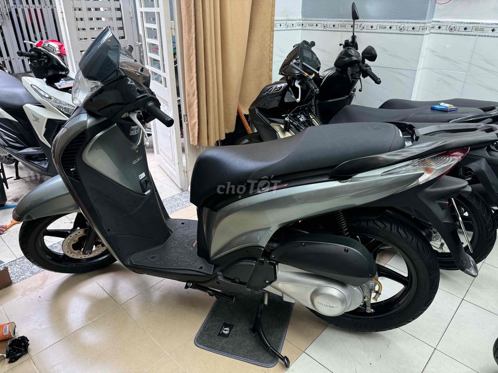 Honda SH 2005 - ảnh 3