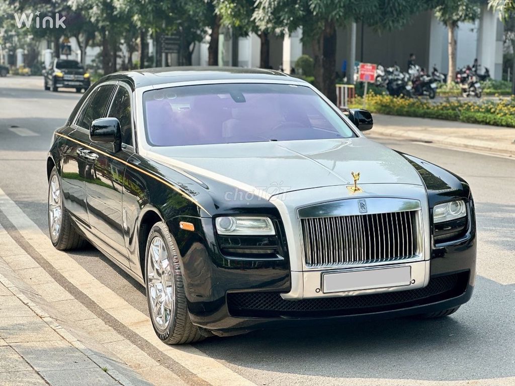 Rolls-Royce 2010 - ảnh 2