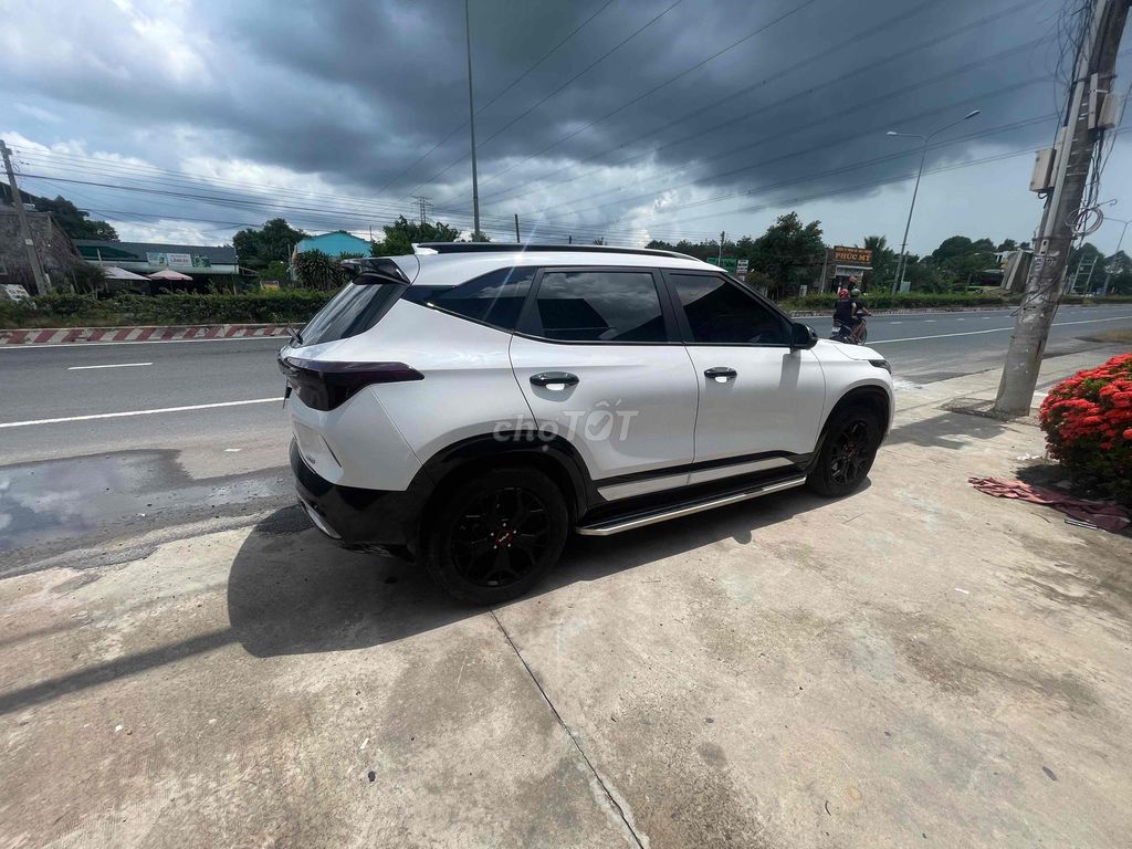 Kia Seltos 2023 - ảnh 2