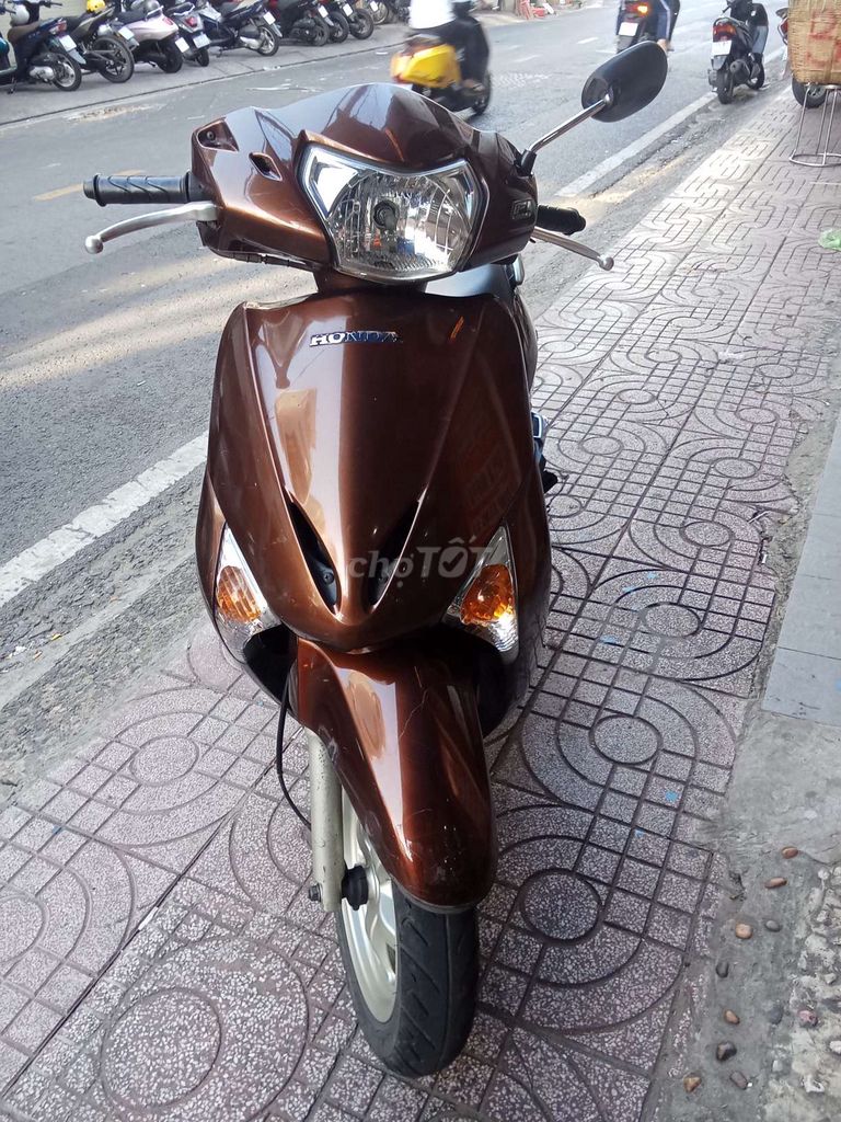 Honda Lead 2011 - ảnh 1