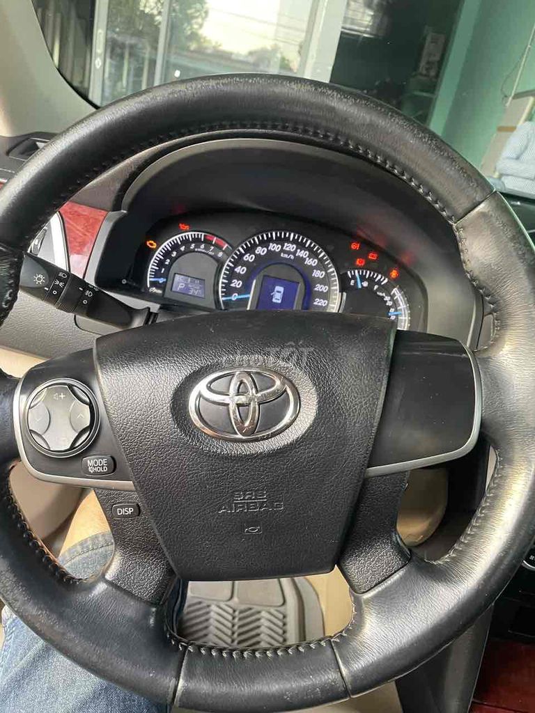 Toyota Camry 2014 - ảnh 4