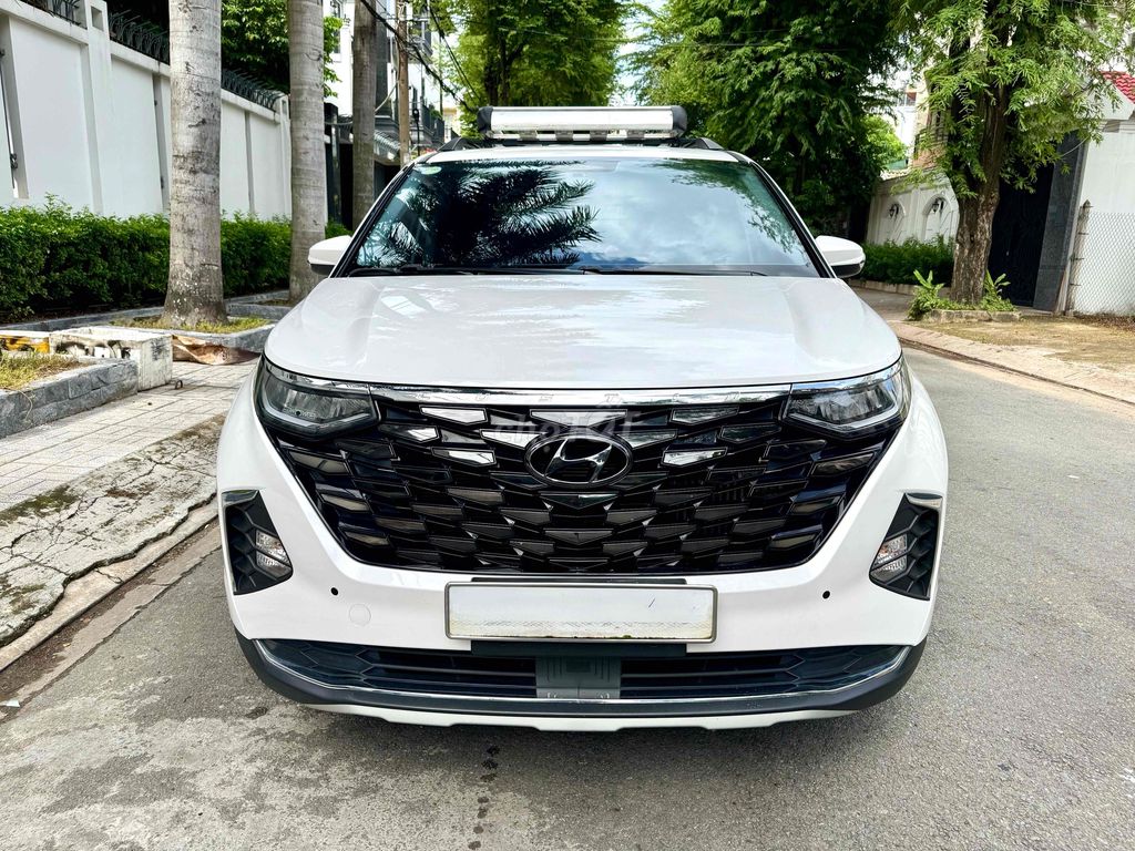 Hyundai Custin 2023 - ảnh 1
