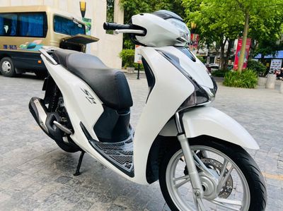 Honda SH 2018 - ảnh 1