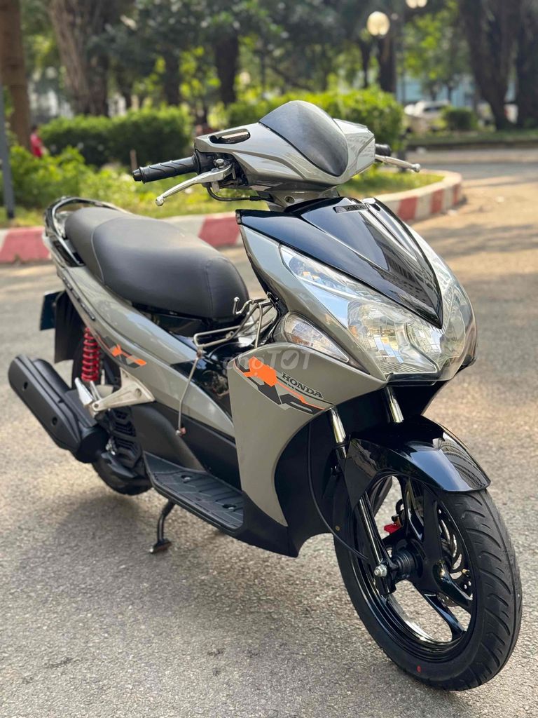 Honda Air Blade 2011 - ảnh 1