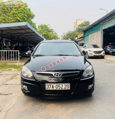 Hyundai i30 CW 1.6 AT 2011 - ảnh 1