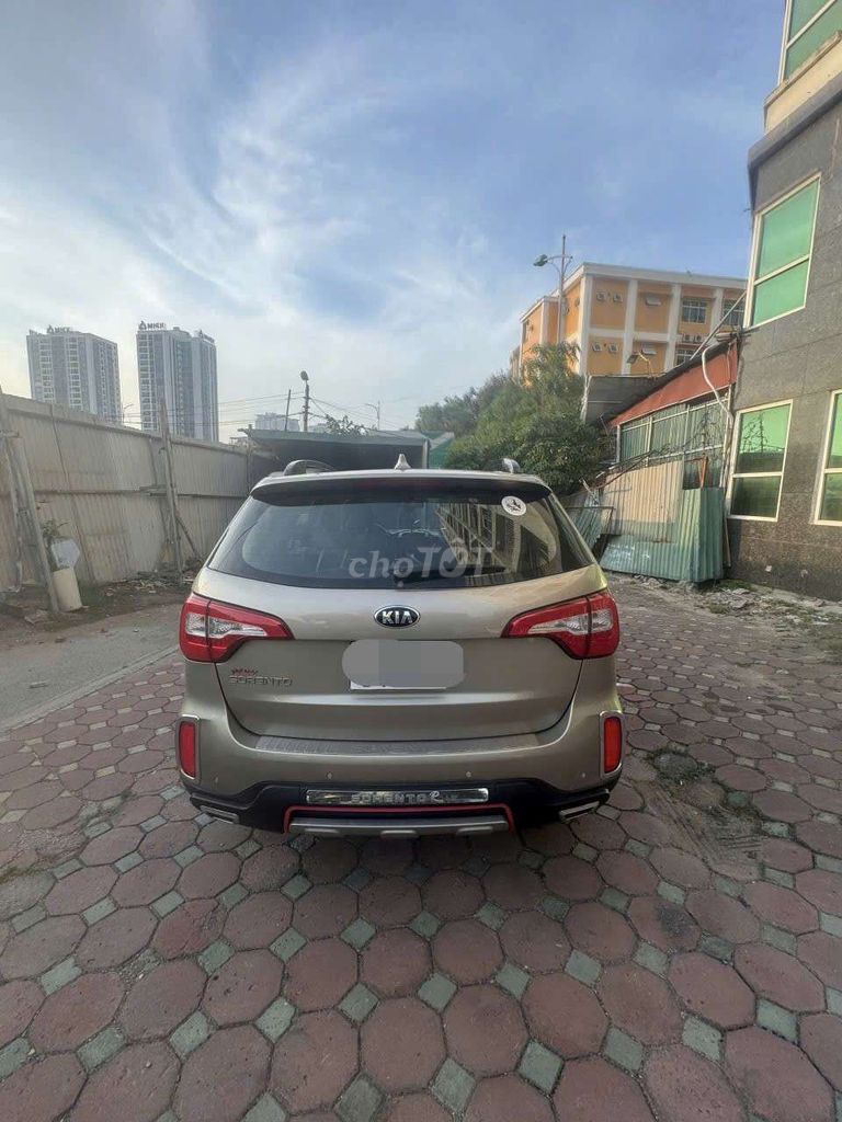 Kia Sorento 2016 - ảnh 2