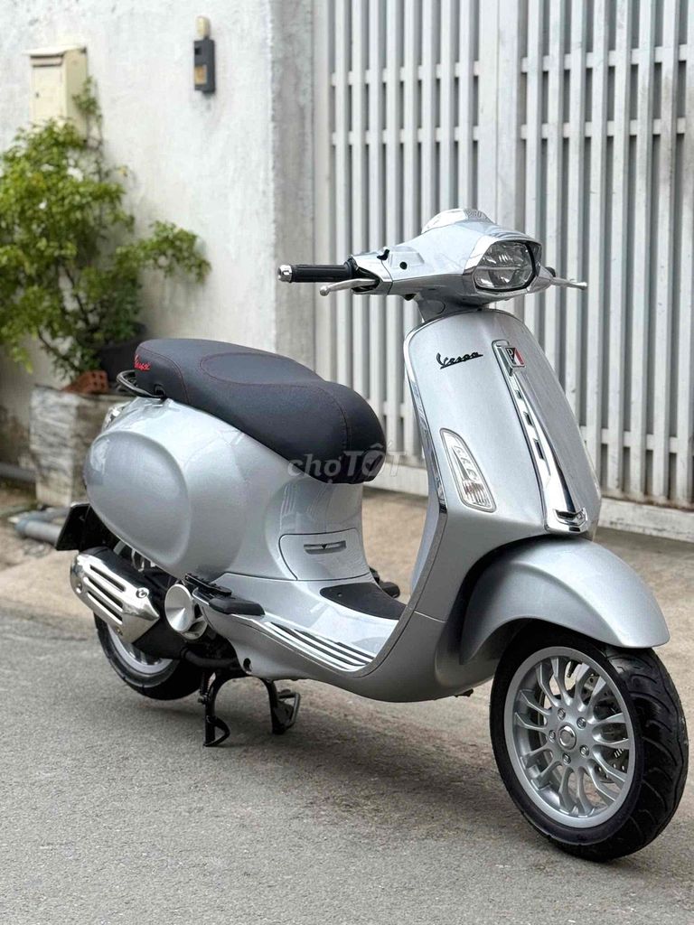 Vespa iget 2017 - ảnh 1