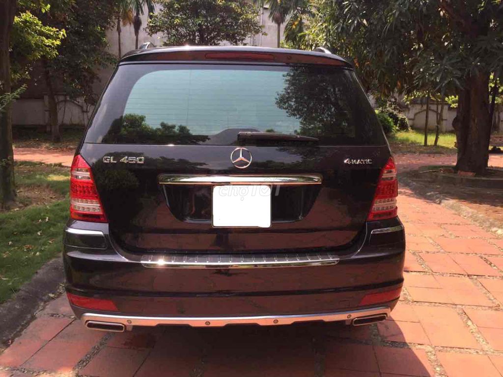 Mercedes-Benz 2010 - ảnh 2