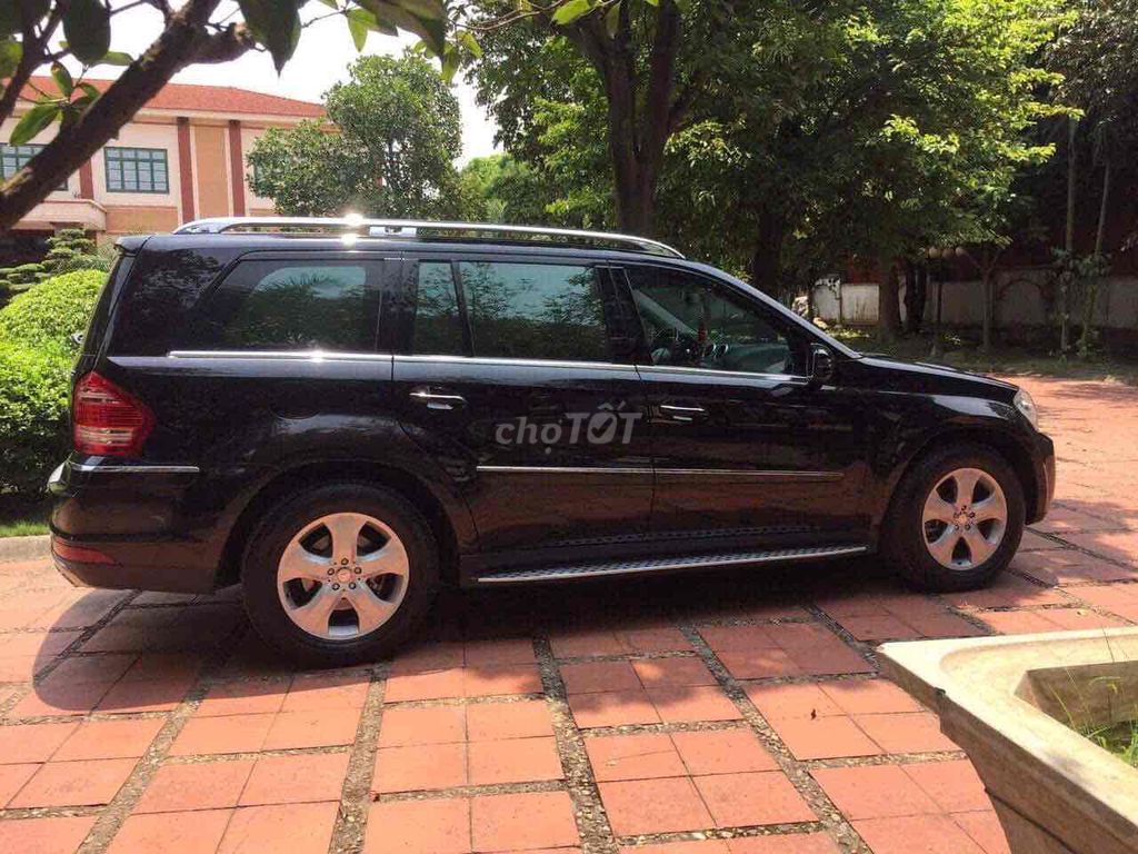 Mercedes-Benz 2010 - ảnh 3