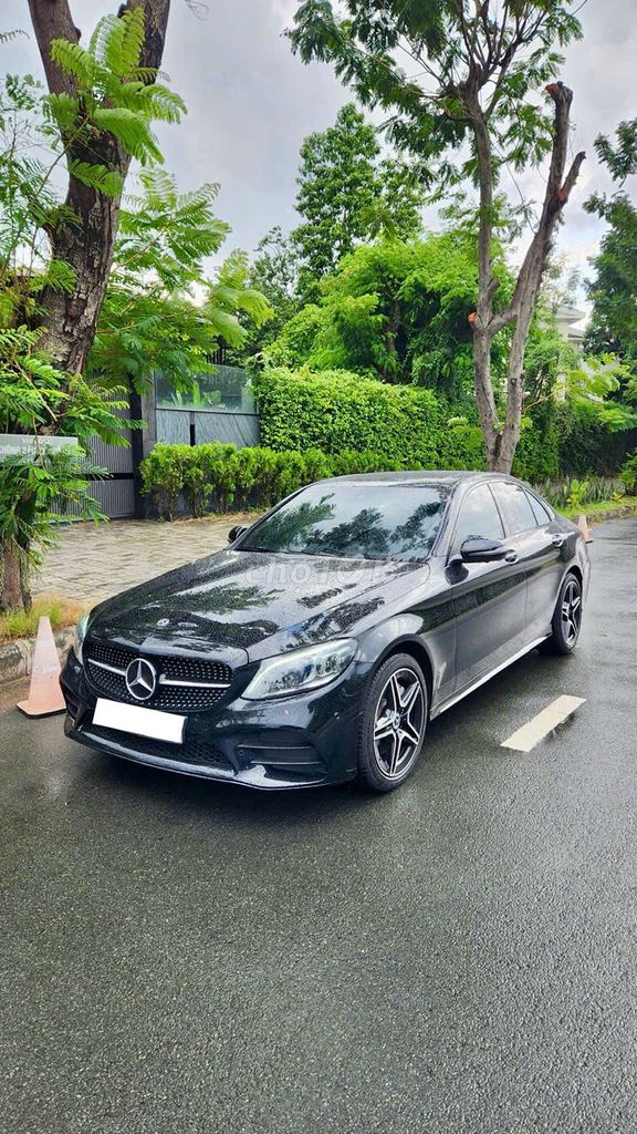 Mercedes-Benz 2019 - ảnh 2