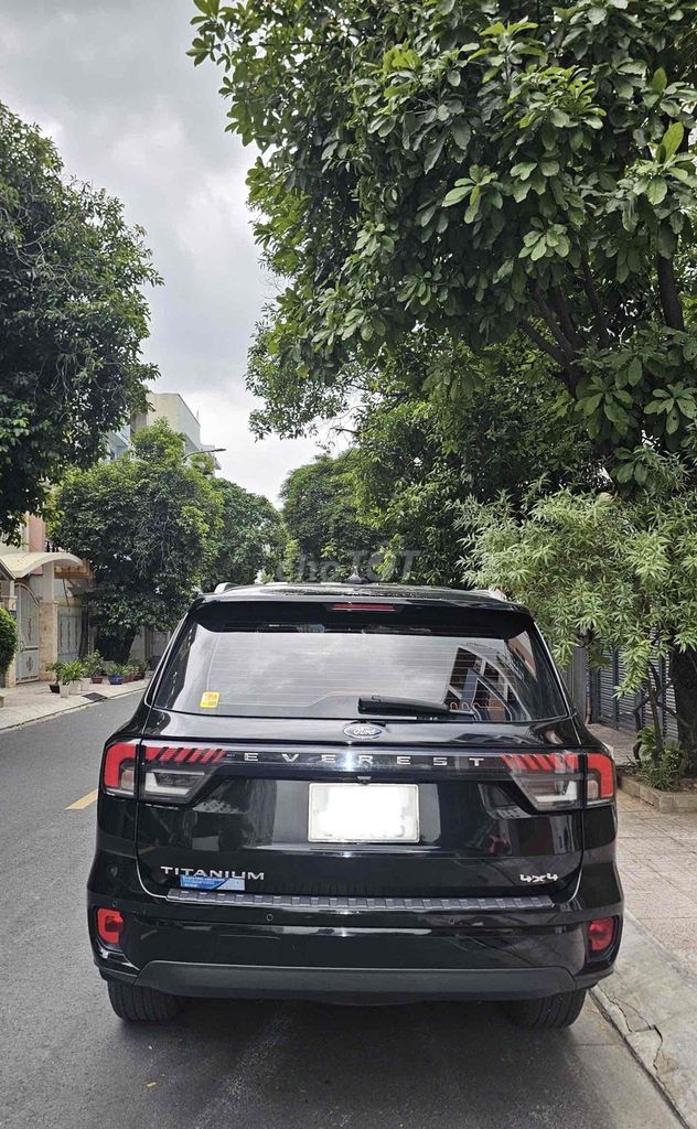 Ford Everest 2022 - ảnh 3