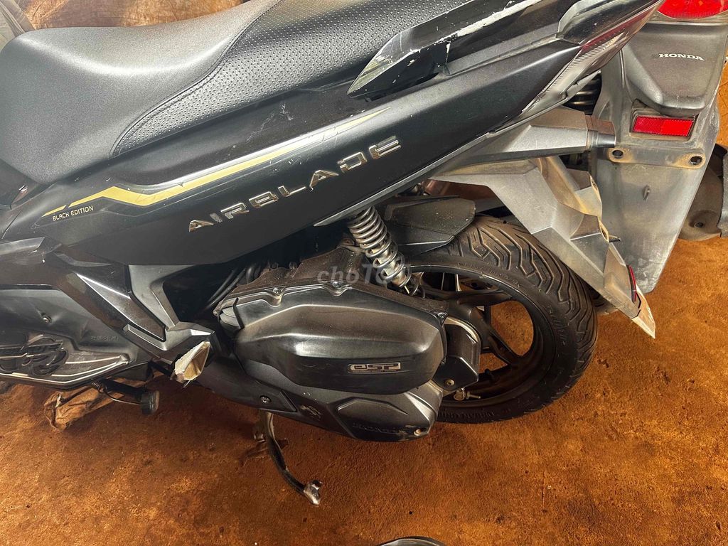 Honda Air Blade 2022 - ảnh 2