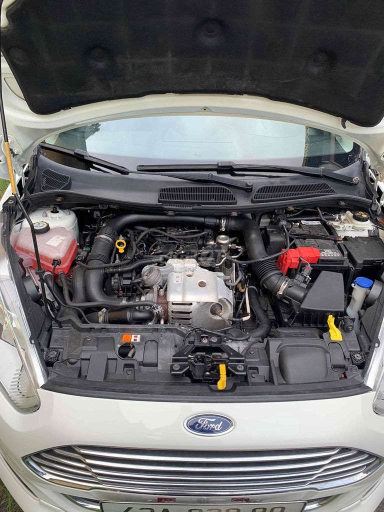 Ford Fiesta 2017 - ảnh 5