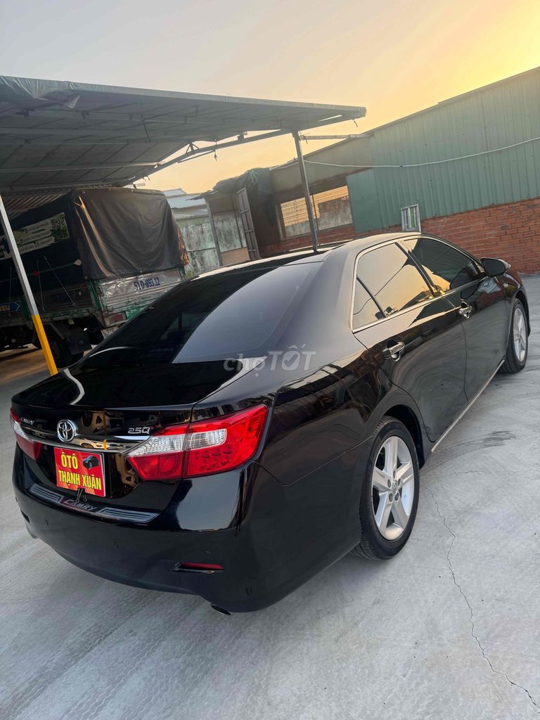 Toyota Camry 2.5Q 2013 - ảnh 5