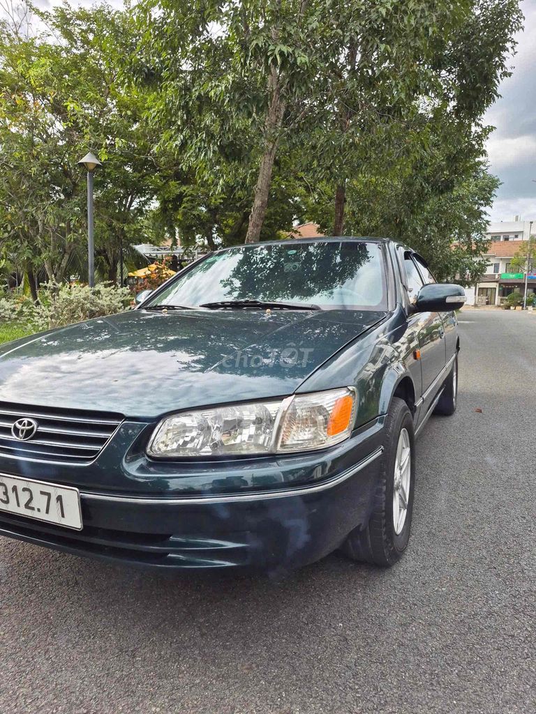 Toyota Camry 1998 - ảnh 2