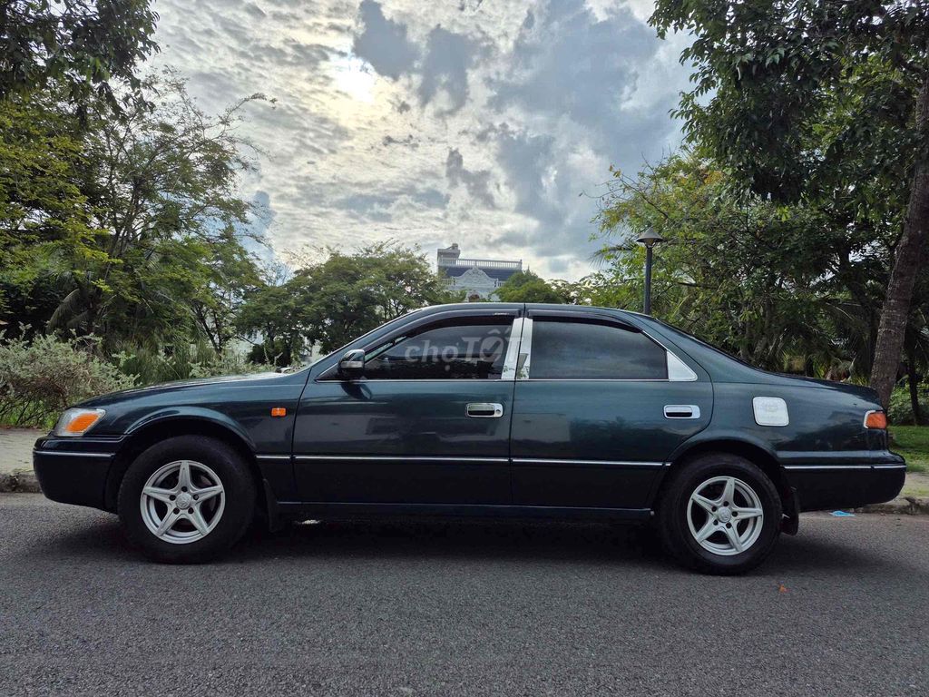 Toyota Camry 1998 - ảnh 4