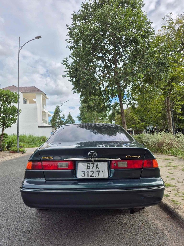 Toyota Camry 1998 - ảnh 5