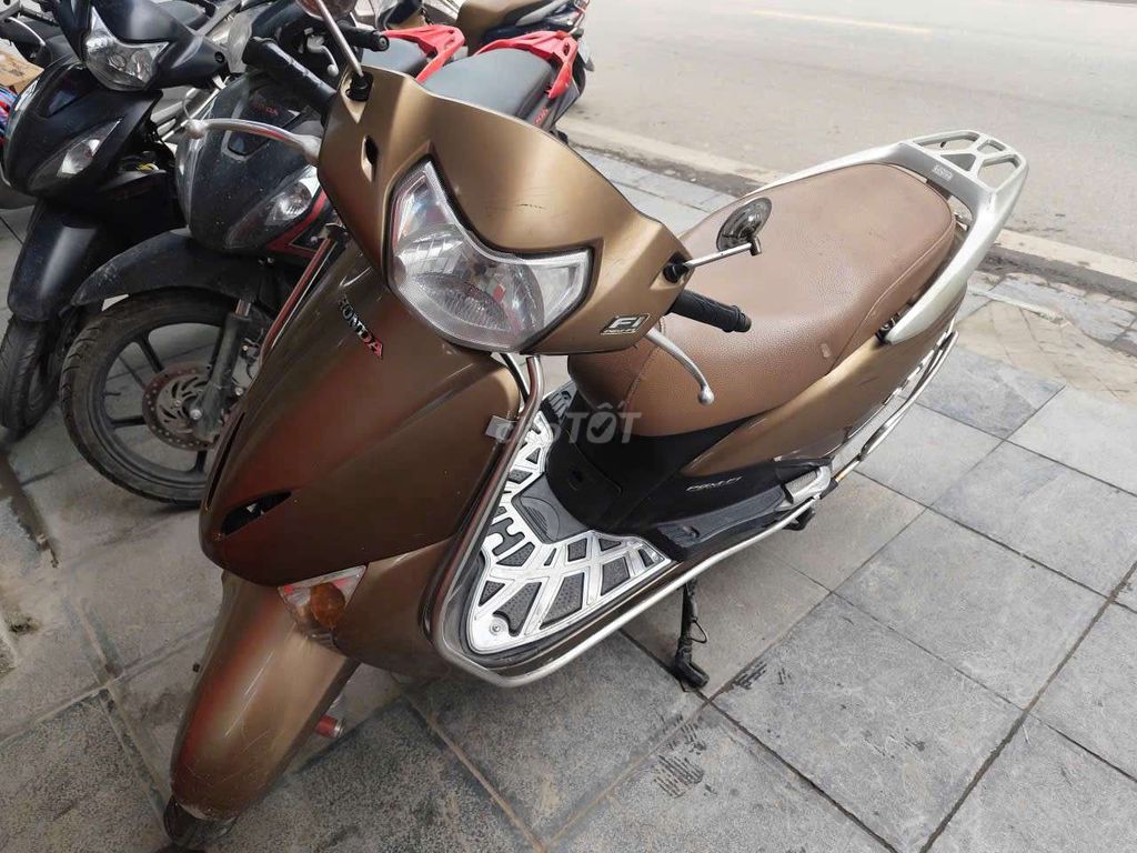 Honda Lead 2011 - ảnh 1