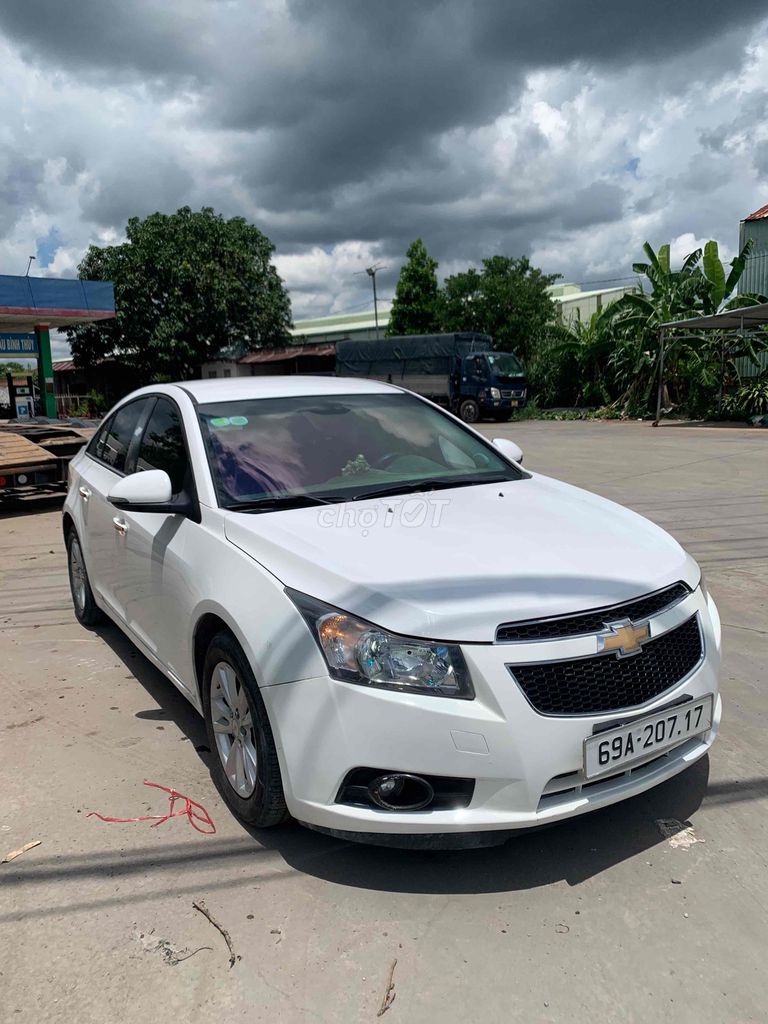 Chevrolet Cruze 2015 - ảnh 1