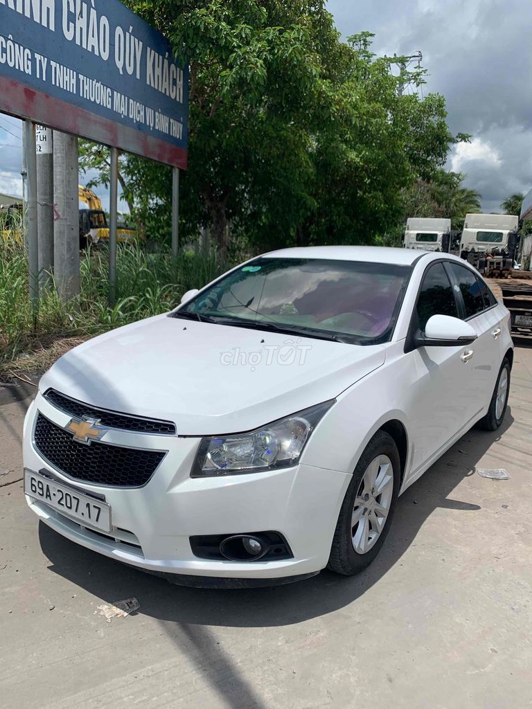 Chevrolet Cruze 2015 - ảnh 2