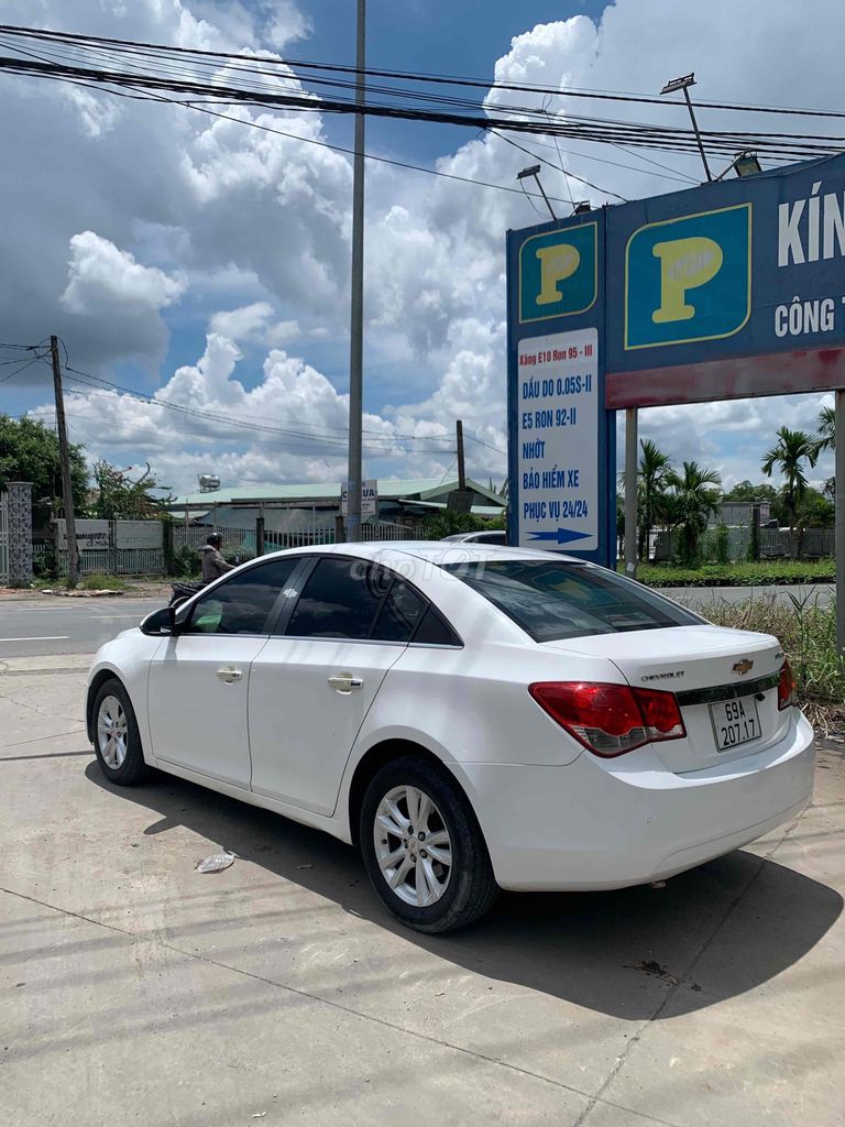 Chevrolet Cruze 2015 - ảnh 4