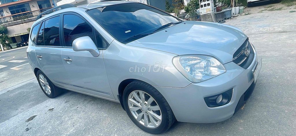 Kia Carens - ảnh 3