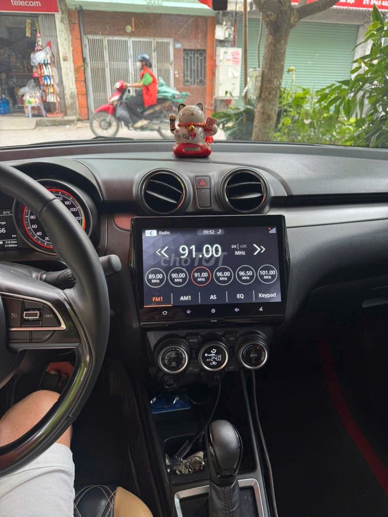 Suzuki Swift 2022 - ảnh 2