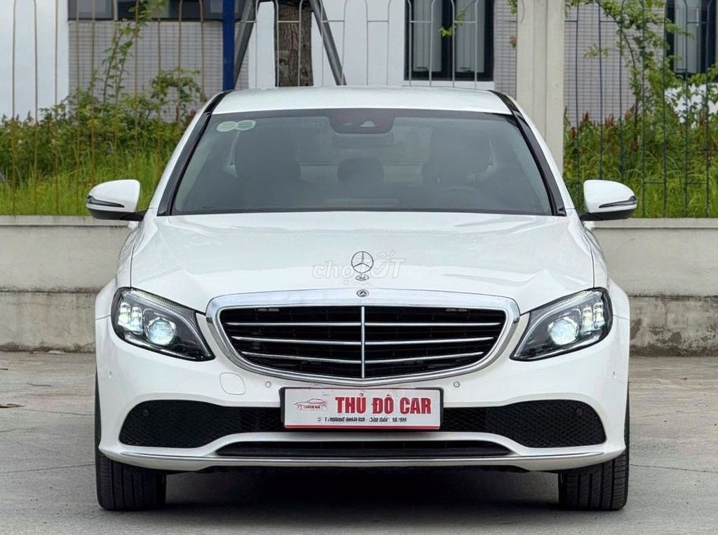 Mercedes-Benz 2021 - ảnh 1