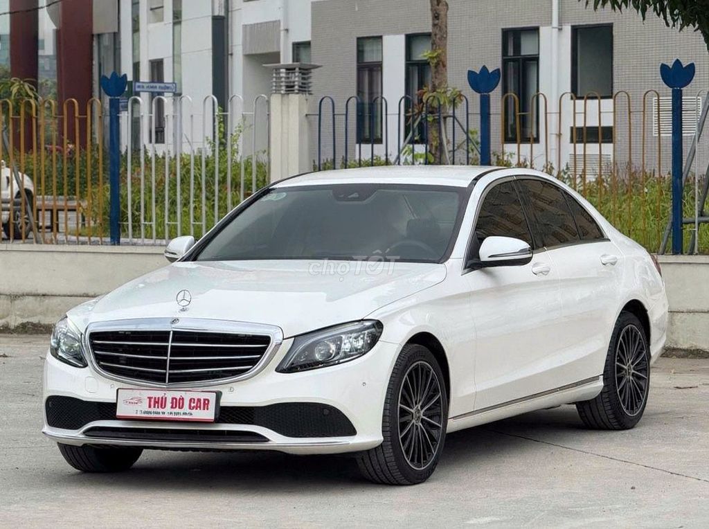 Mercedes-Benz 2021 - ảnh 2