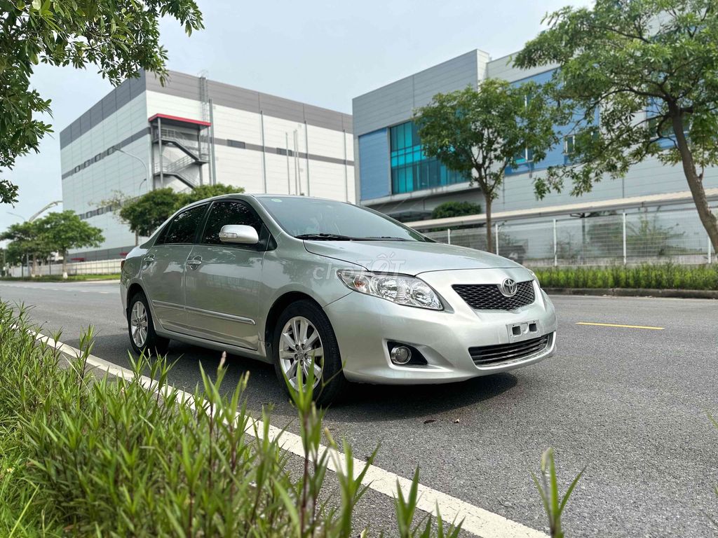 Toyota Corolla Altis 2009 - ảnh 2